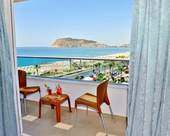 Mesut Hotel - Alanya - Balcony