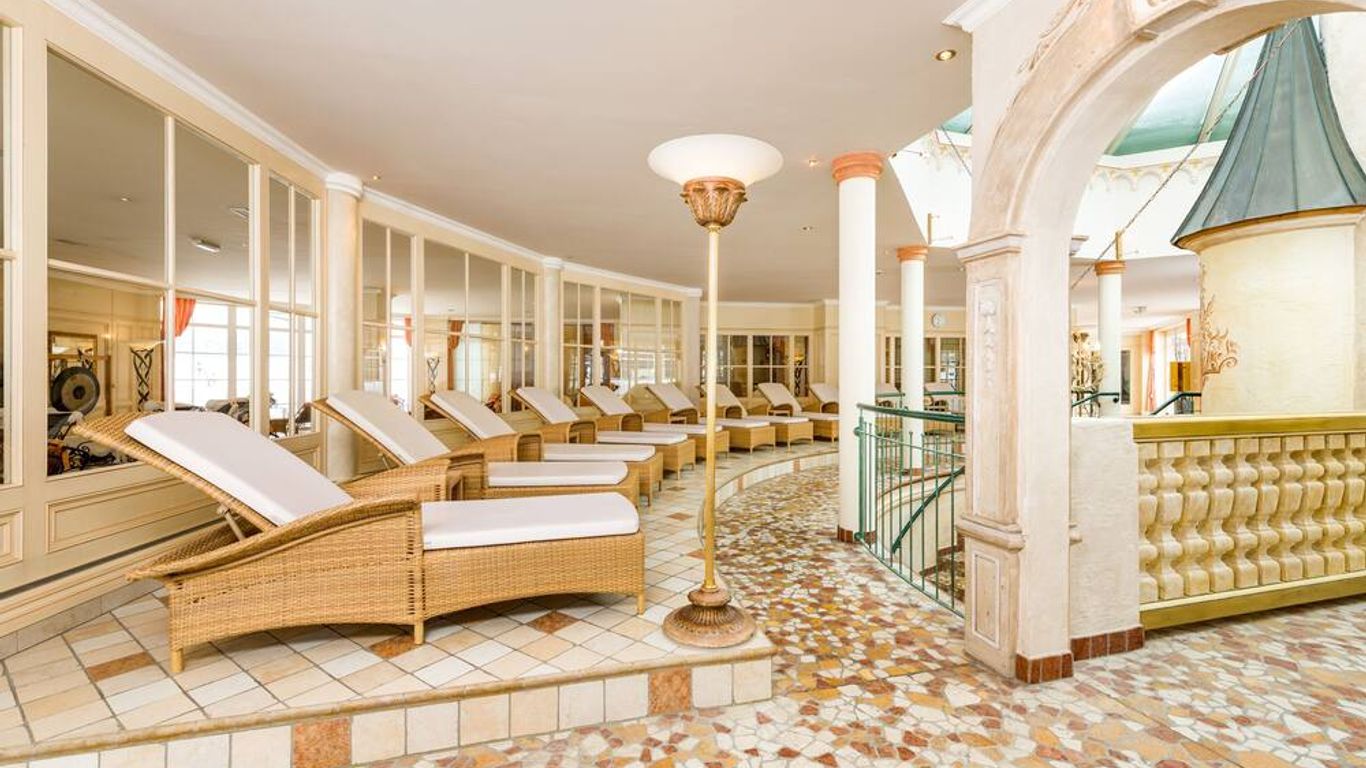 Traumhotel liebes Rot-Flueh