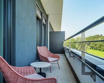 Bright: Rosenheim Aicherpark - Rosenheim - Balkon