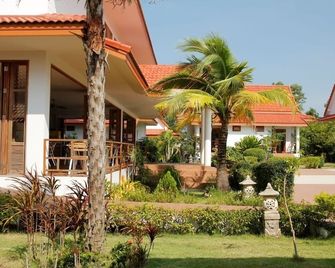 Armonia Village Resort and Spa - Chumphon - Vista del exterior