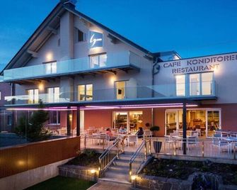 Appartment 2- 4 Personen - Hotel Restaurant Sailer - Seewalchen - Building