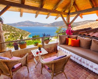 Fidanka Hotel - Kalkan - Balcón
