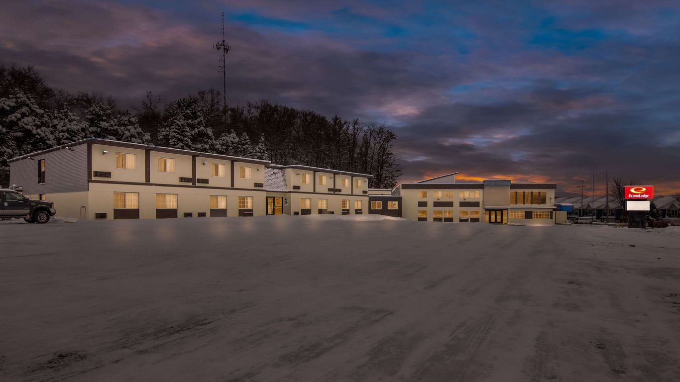 Econo Lodge Manistee