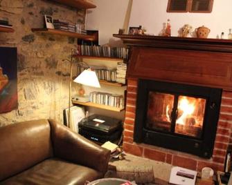 Country house with large terrace right by the pool - Scansano - Soggiorno