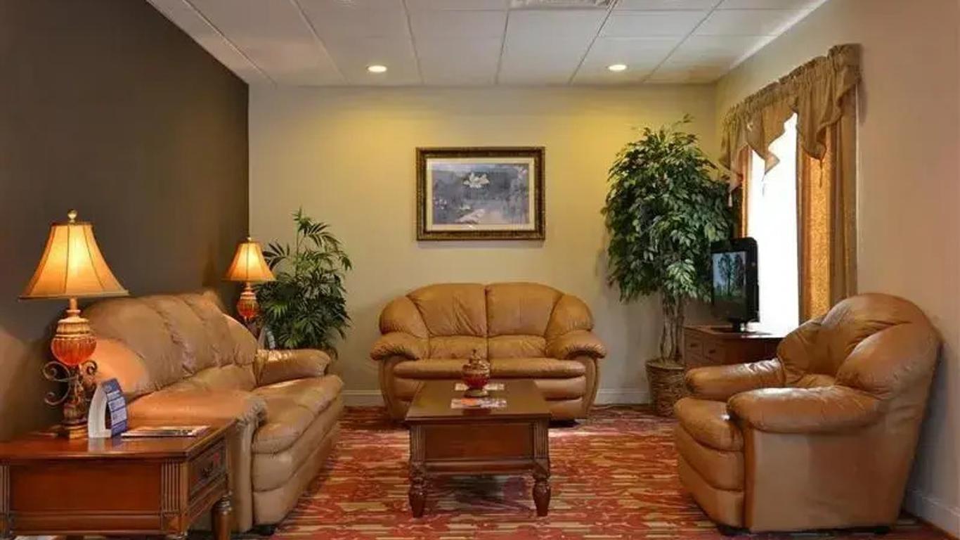 Lake Hartwell Inn and Suites