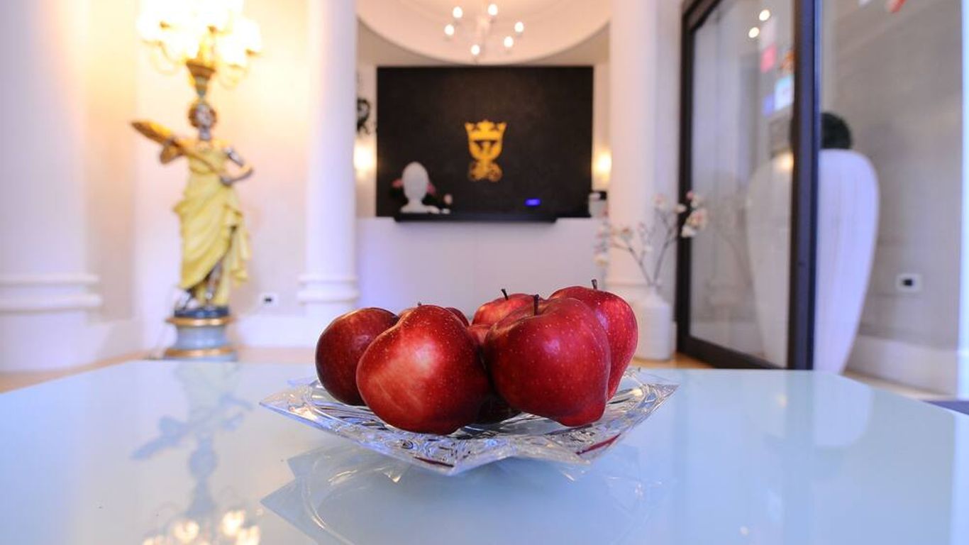 Artemisia Palace Hotel