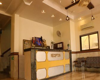 Hotel Shiv Sai - Shirdi - Recepción