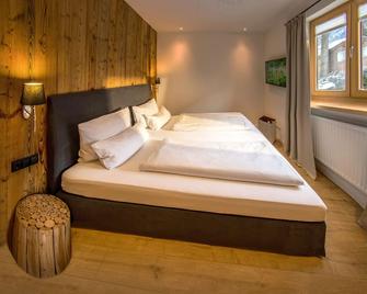 Alpine Chalet 4 Naturally beautiful vacation - Wallgau - Bedroom