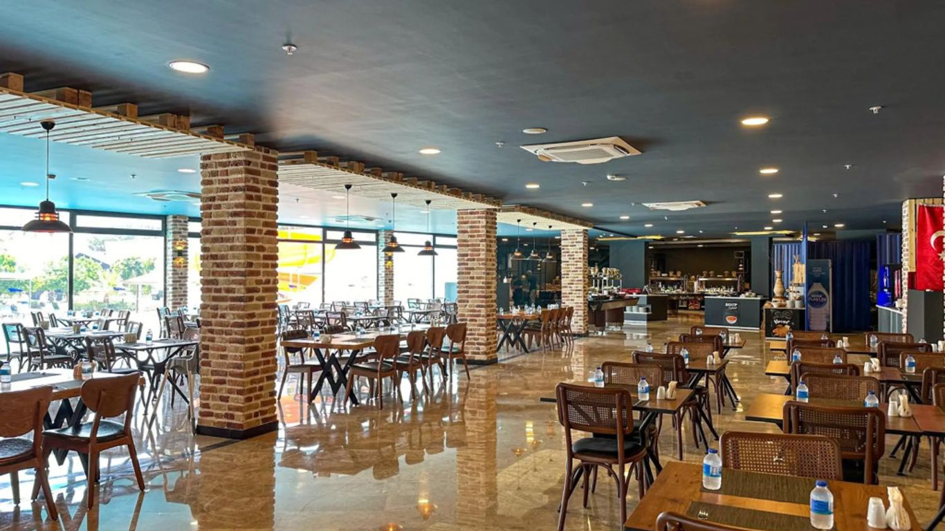 Transatlantik Beach Hotel