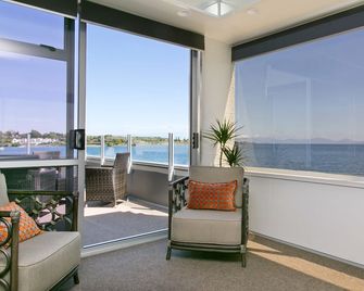 The Cove- On The Lake - Taupo - Balcony