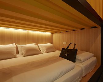 Capsuletransit Landside - Airport Hotel - Public Area - Gateway Klia T2, Lvl 1 - Sepang - Lorong