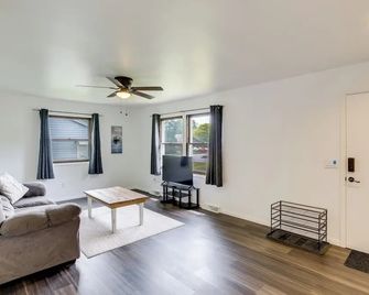 1 Mi to Freer Field: Ashland Home w/ Yard! - Ashland