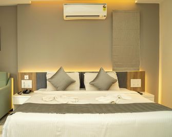 Hotel Devdeep - Porvorim - Bathroom