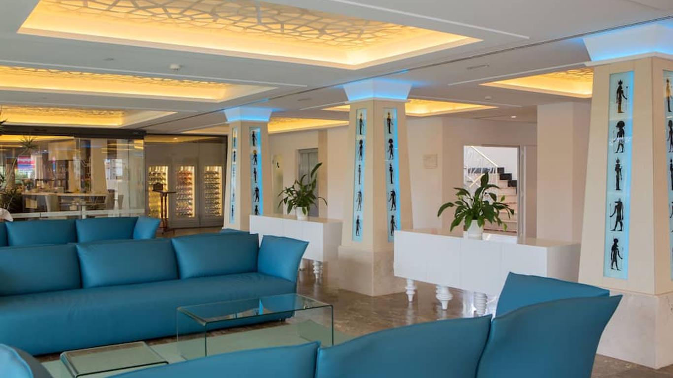 Hotel Luxor