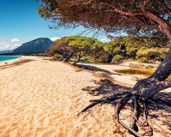 Le Residenze del Golfo di Orosei - Orosei - Strand