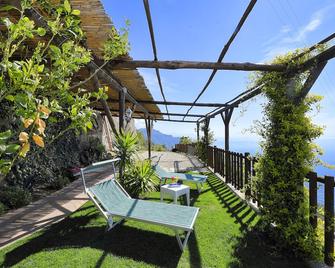 La casa del '600 Holiday House Amalfi Coast - Amalfi - Patio