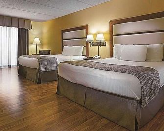 Baymont by Wyndham Norcross Atlanta - נורקרוס - חדר שינה