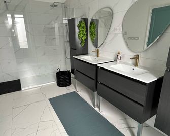 La Renardiere - Neufchâteau - Bathroom