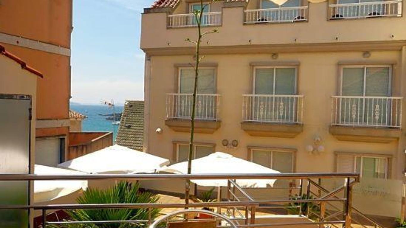 Hotel Atalaya II