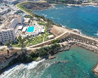 Queens Bay Hotel - Pafos