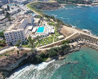 Queens Bay Hotel - Pafos