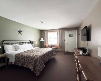 The Trail Inn - Newberry, MI - 13467 M-28 - Newberry - Habitación