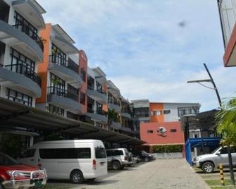 Palm Beach Hotel Dili - ديلي