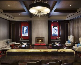 Juniper Hotel Cupertino, Curio Collection by Hilton - Cupertino - Area lounge