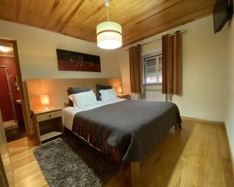 O Vicente - Loriga - Bedroom