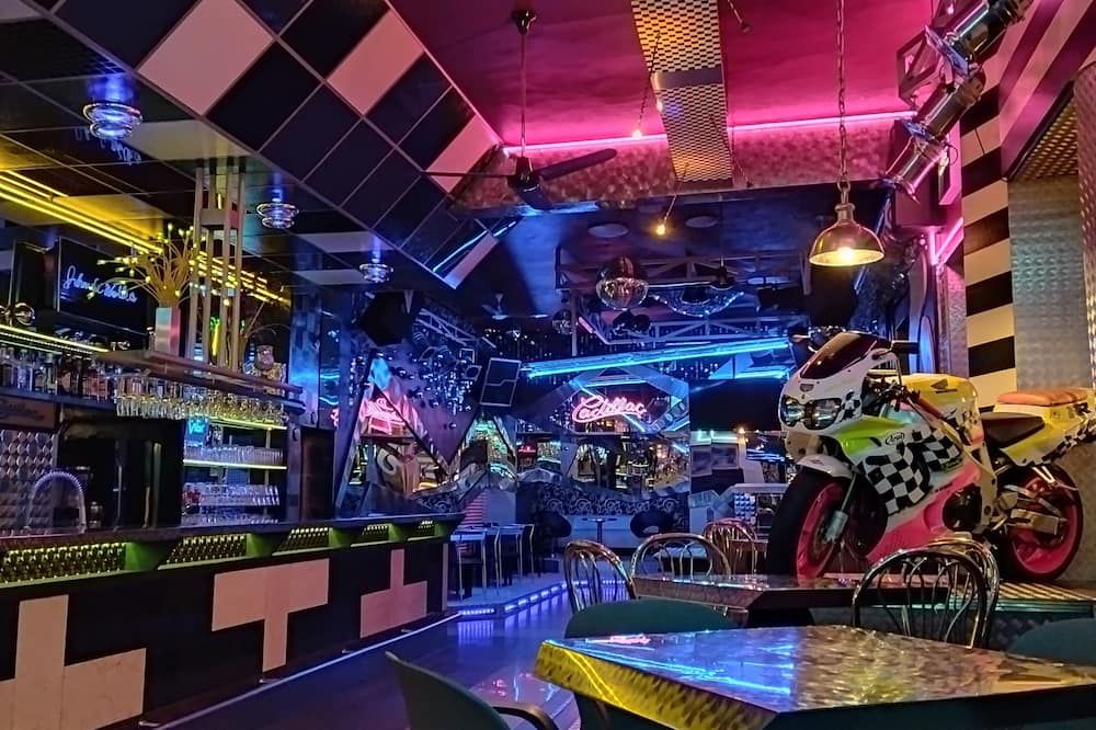 Hotel Cade - Písek - Bar