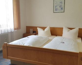 Hotel Burg Waldau - Grasellenbach - Schlafzimmer