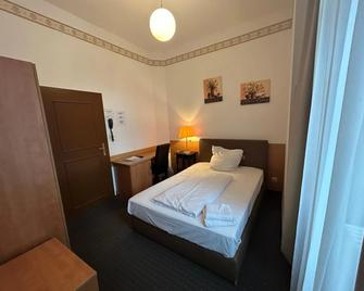 Hotel Adam - Berlin - Bedroom