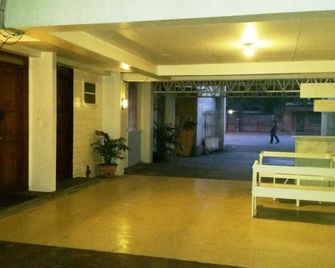 Mainstreet Pension House - Bacólod - Lobby