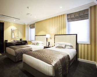 The Grand Hotel Myeongdong - Seoul - Schlafzimmer
