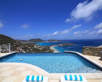 Great vacation paradise - Little Bay - حوض السباحة