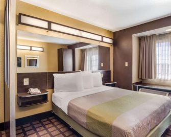 Motel 6 Canton Ga - Canton - Slaapkamer