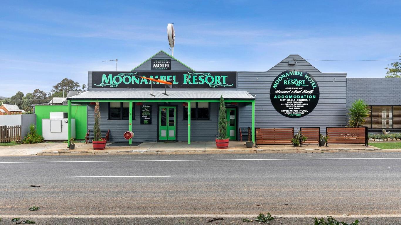 Moonambel Hotel