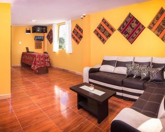 Le Foyer Colca - Yanque - Living room