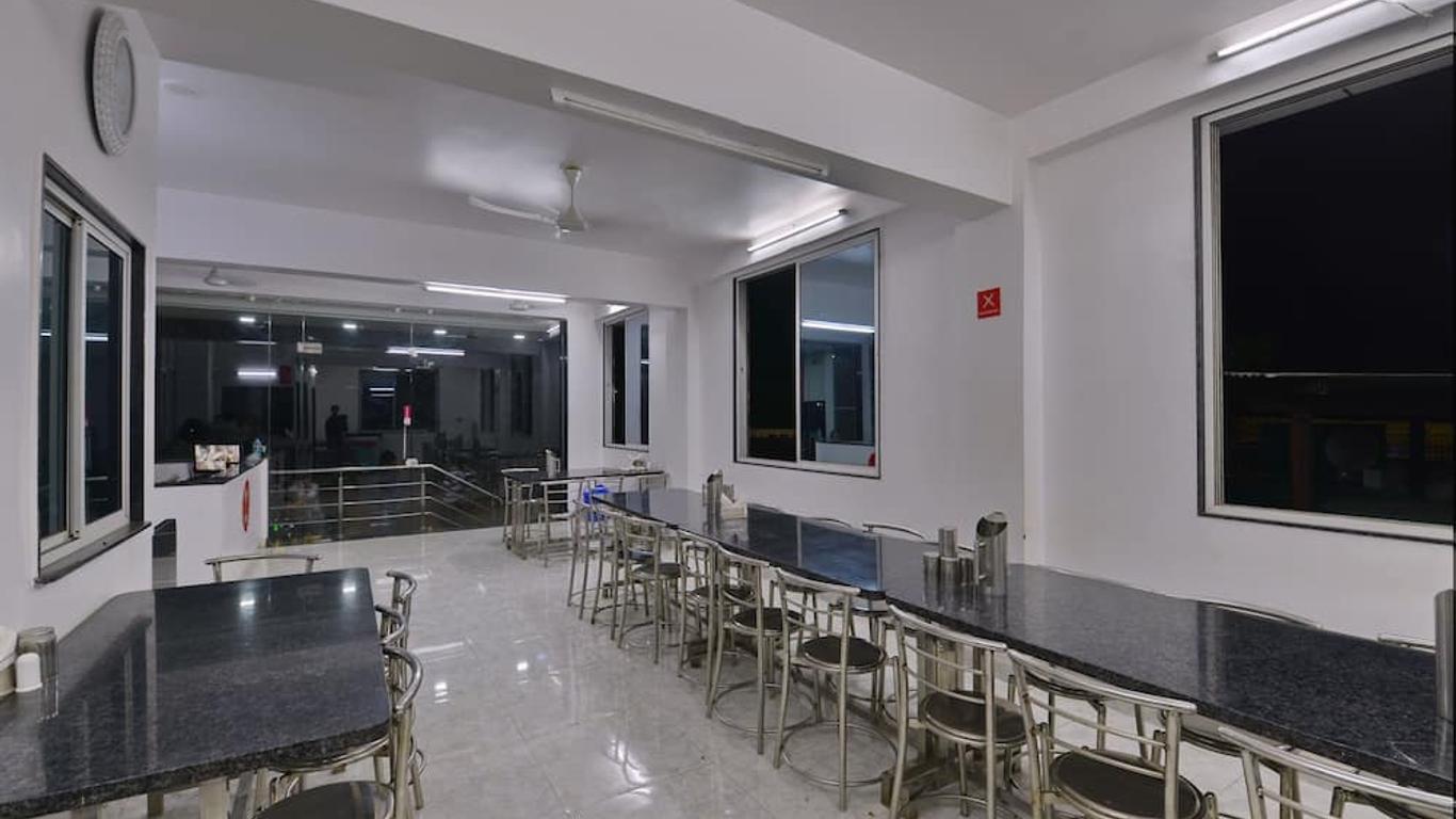 OYO 2838 Shree Guest House