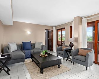 San Lameer Villa 2826 - 2 Bedroom Classic - 4 pax - San Lameer Rental Agency - Southbroom - Living room