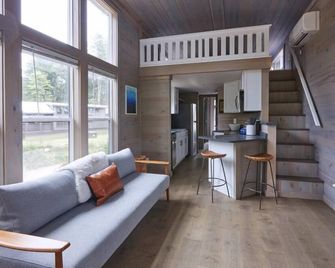 Asheville River Cabins - Arden - Stue