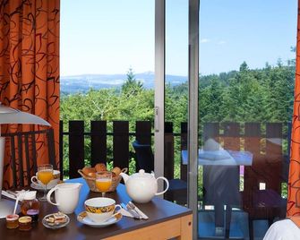 Logis Hôtel Clair Matin - Le Chambon-sur-Lignon