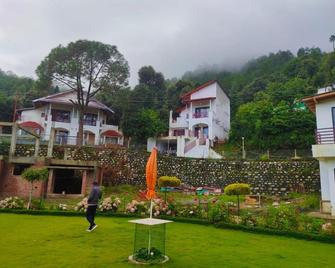 Just Naturals Wellness Resort Nainital - نينيتال