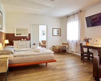 B&B Ai Colli - רוברטו - חדר שינה