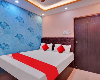 OYO 809508 Hotel Relax Rainbow - Patna - Phòng ngủ