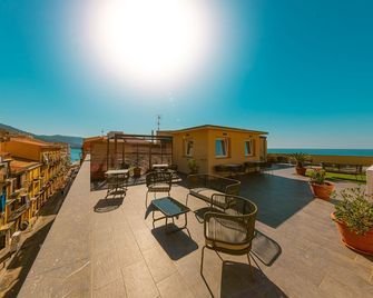 Taliammari - Чефалу - Балкон