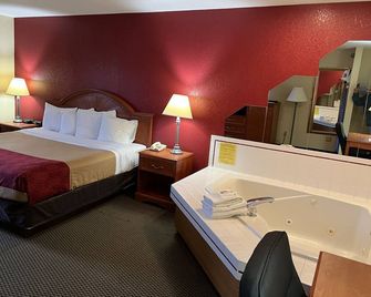 Express Inn & suites - Decatur - Bedroom