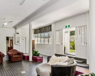Avenue Xchange - Townsville - Lobby