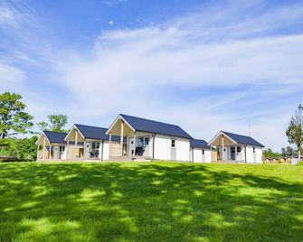Kristinehamn Herrgårdscamping & Stugor - Kristinehamn - Bygning