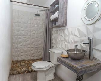 Private room with jacuzzi and terrace in roof garden - Puebla City